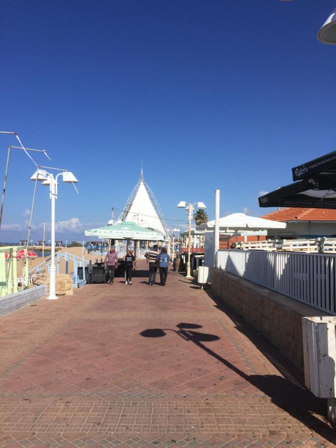 Sycamore On The Beach Nahariya Bagian luar foto